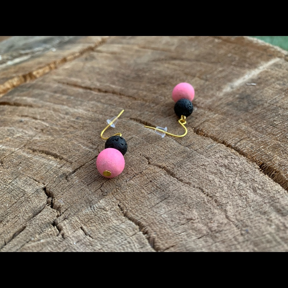BLACK LAVA STONE AND PINK WOODEN BEADED